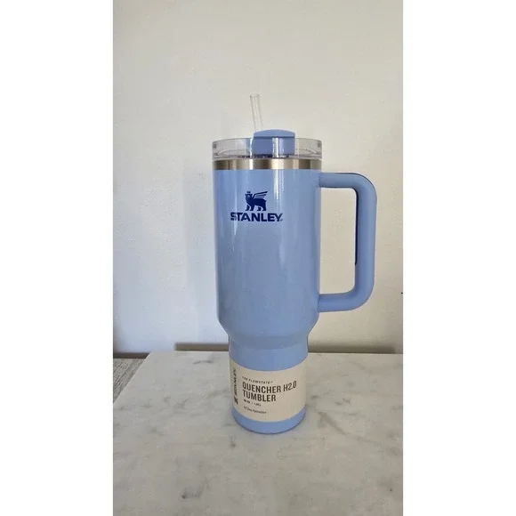 Stanley Quencher H2.0 40oz Tumbler Light Blue FlowState Handle Straw Cup NEW - Picture 2 of 3
